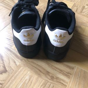 Boys adidas Superstar size 2 1/2